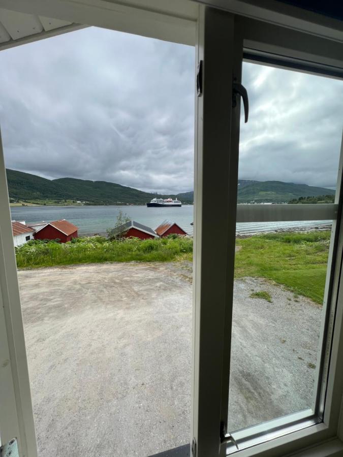 Апартаменти Visit Leif At Senja Gibostad Екстер'єр фото